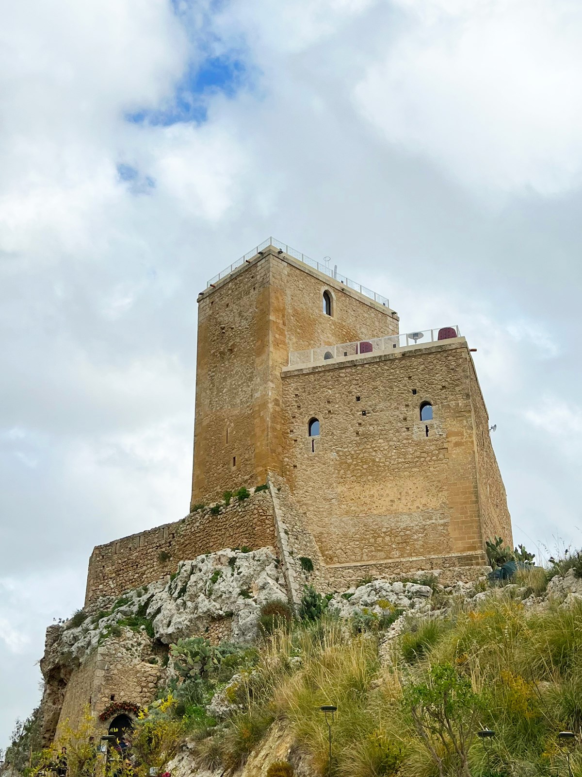 Castello Serravalle
